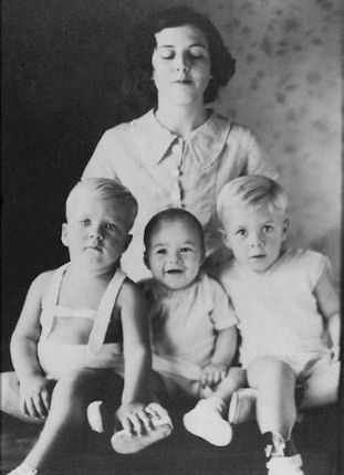 Audrey Fay, Jerry, Jimmy, Benny